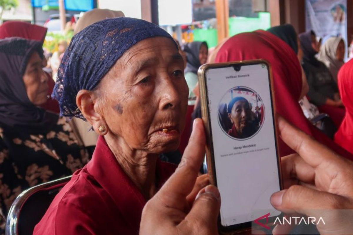 Pemerintah manfaatkan dukungan AI dalam digitalisasi layanan Perlinsos