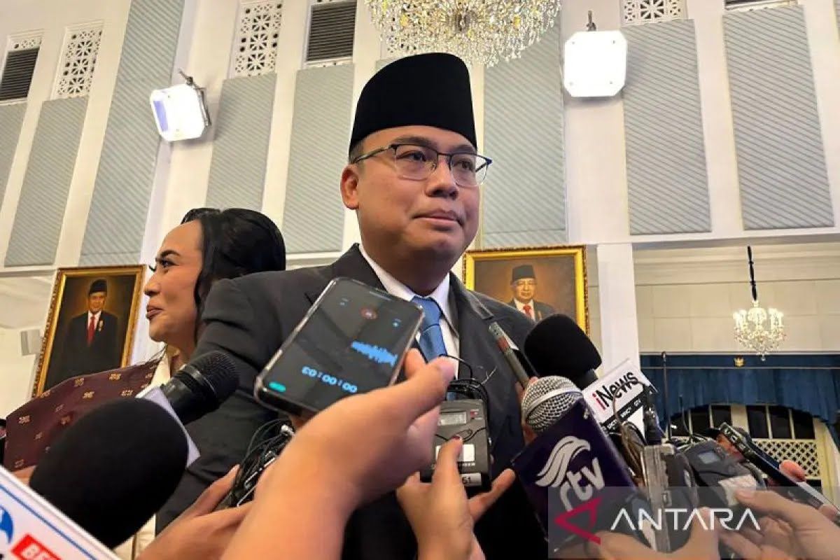 Rangkap Jabatan Kepala Badan Komunikasi tak perlu dipermasalahkan