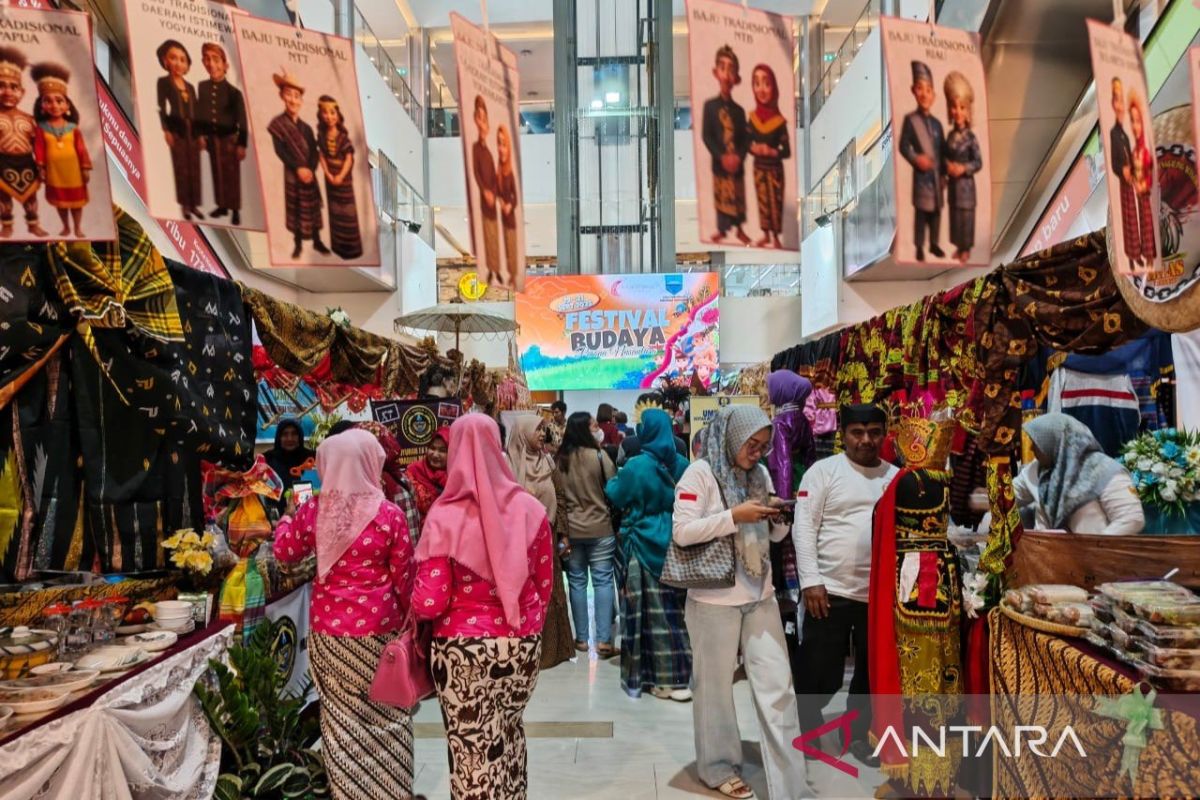 Festival Budaya Nusantara di Manokwari tingkatkan daya tarik wisata