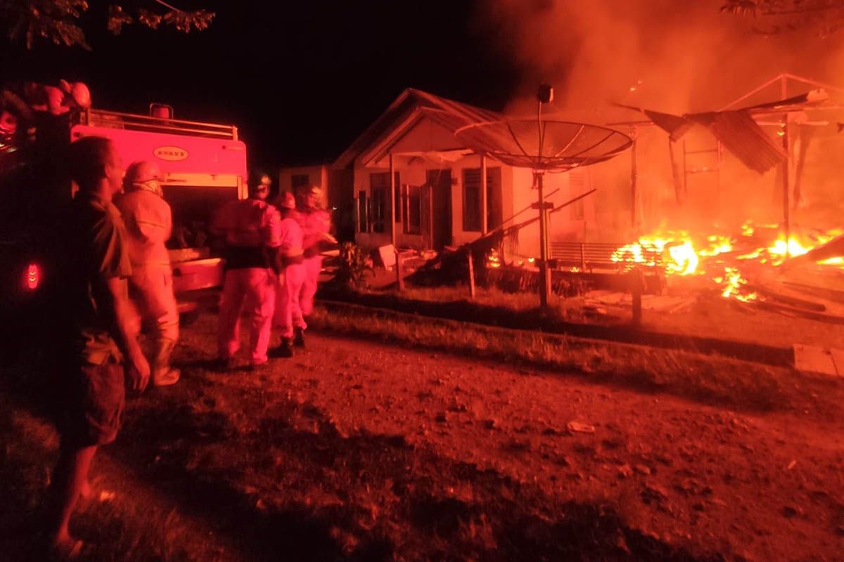 Dua rumah warga Simeulue terbakar