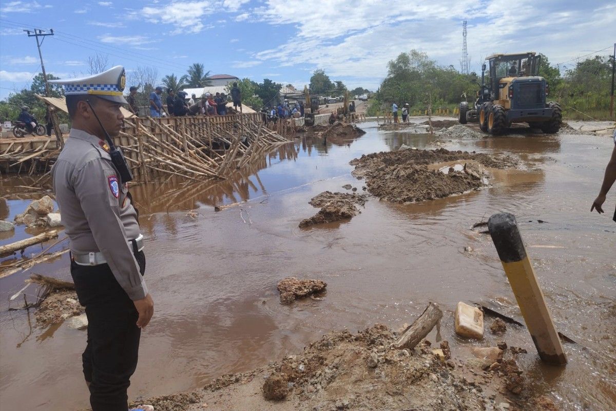 Polres Katingan gerak cepat atasi jalan terputus