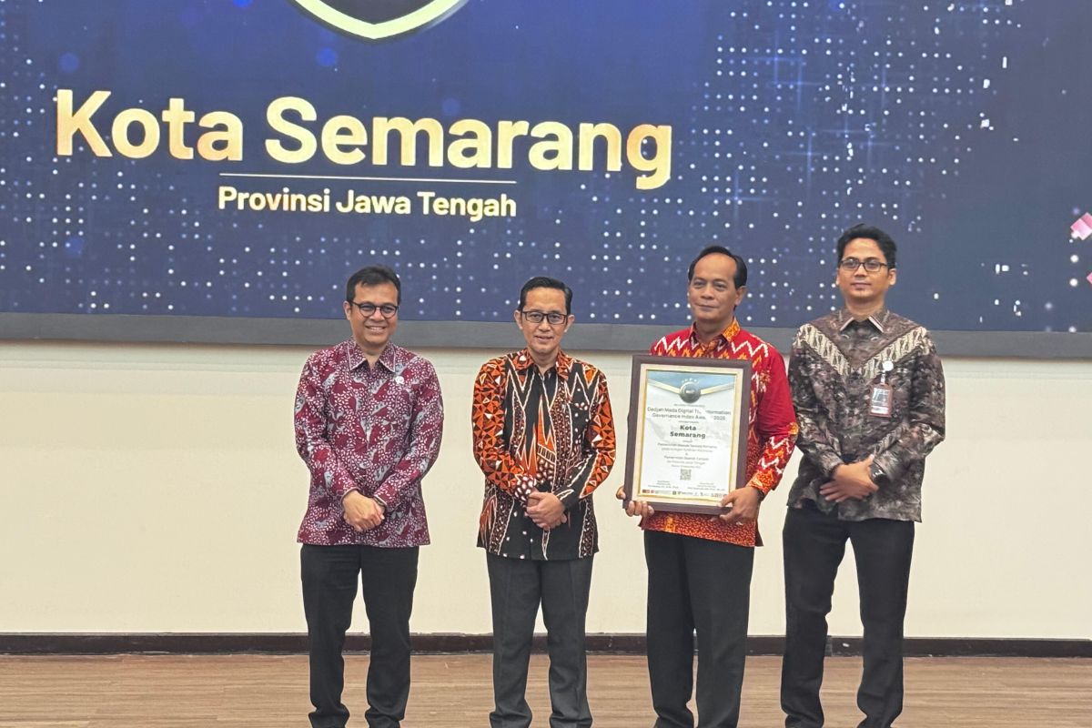 Kota Semarang  boyong penghargaan transformasi digital terbaik
