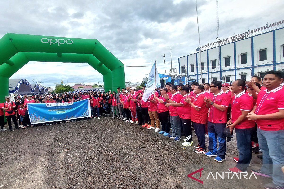 Bupati Kotim puji kekompakan insan perhubungan meriahkan Harhubnas