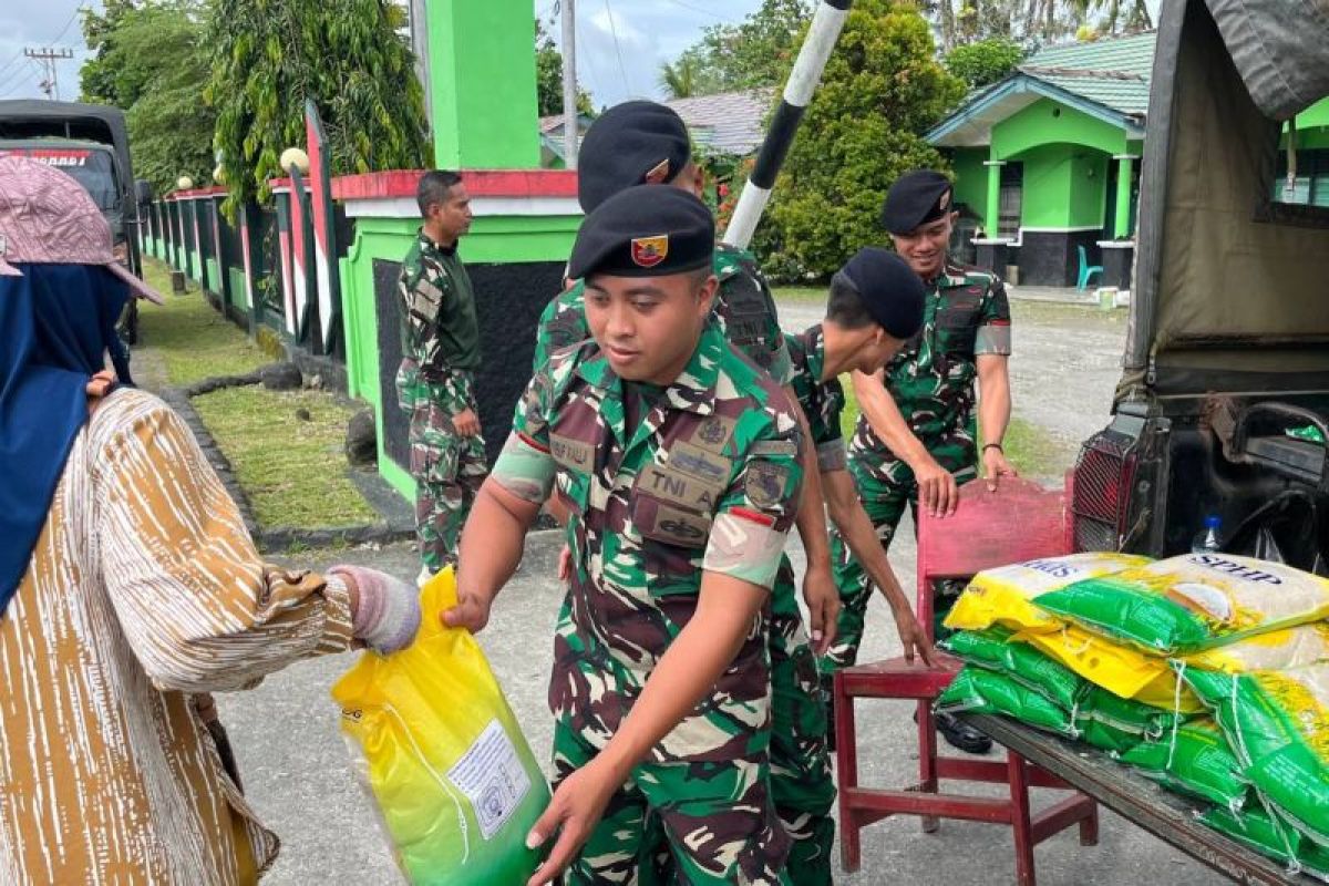 Denkav 3/SC gelar pangan murah bantu warga Timika