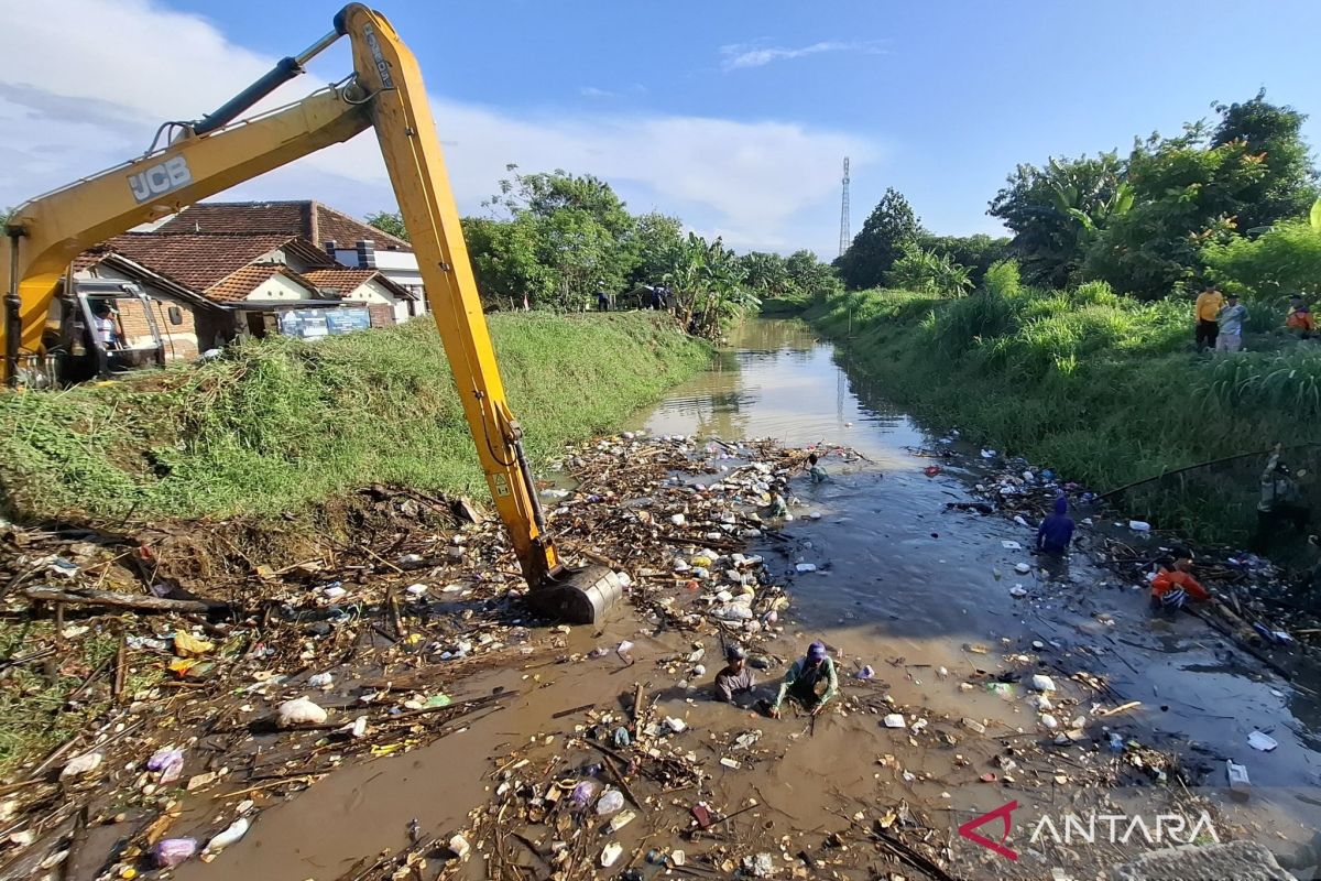 Pemkab Kudus  galakkan tanam pohon antisipasi bencana hidrologi