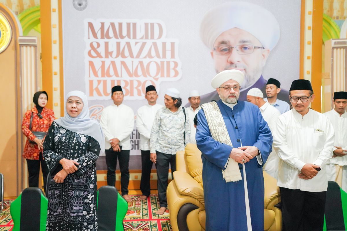 Gubernur Khofifah motivasi santri sebagai pewaris kepemimpinan umat