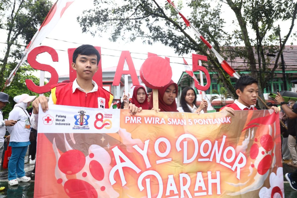 Karnaval HUT ke-80 PMI kampanyekan 'Ayo Donor Darah di Pontianak