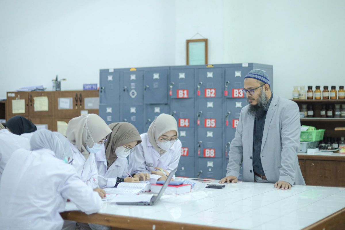 Dosen Farmasi UMS masuk daftar ilmuwan terbaik dunia 2025