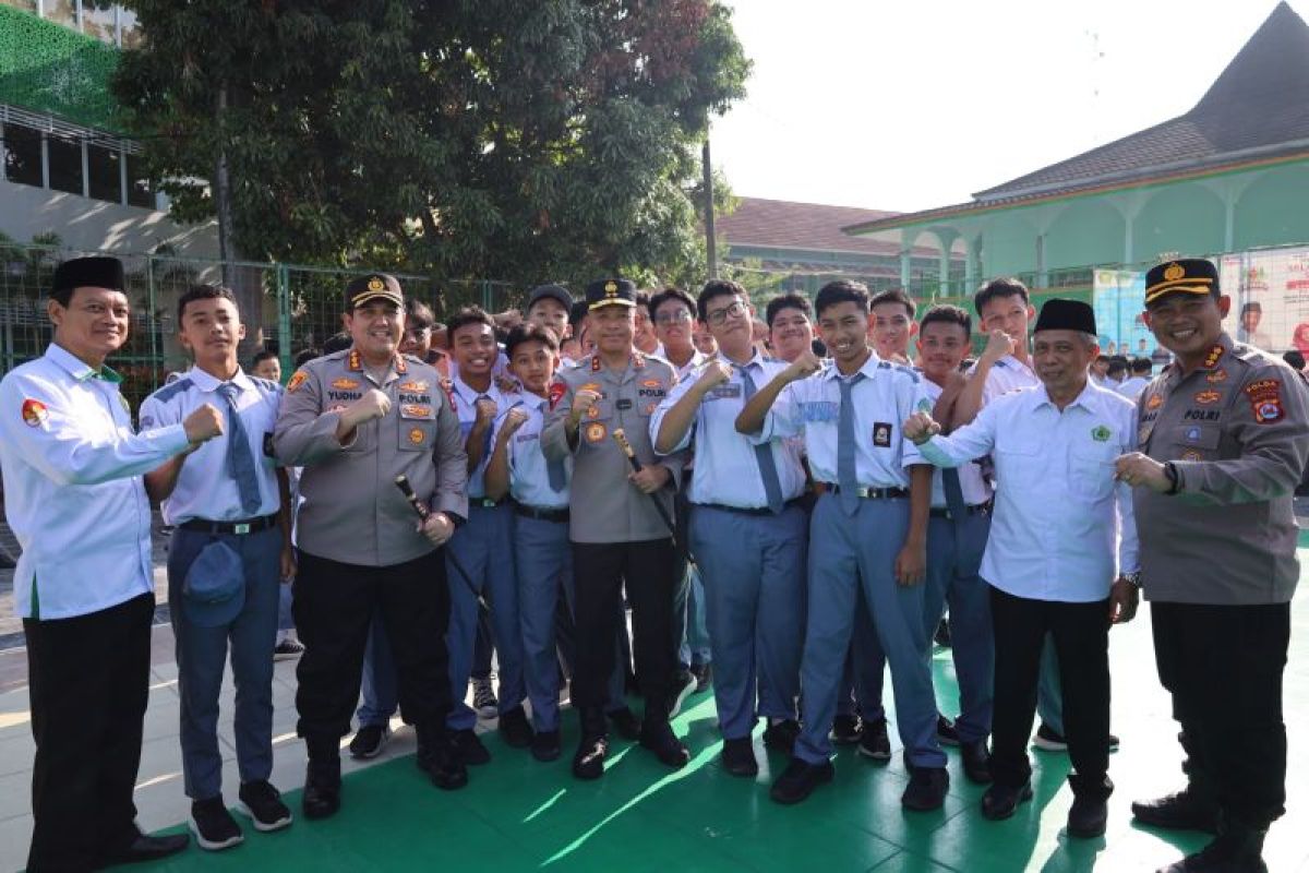 Kapolda Banten edukasi pelajar biar terhindar tawuran hingga hoaks