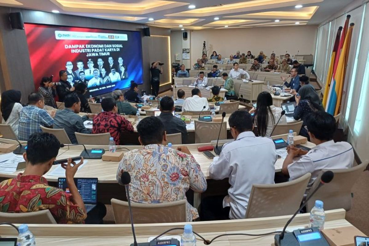 UNAIR tekankan pentingnya perlindungan industri padat karya