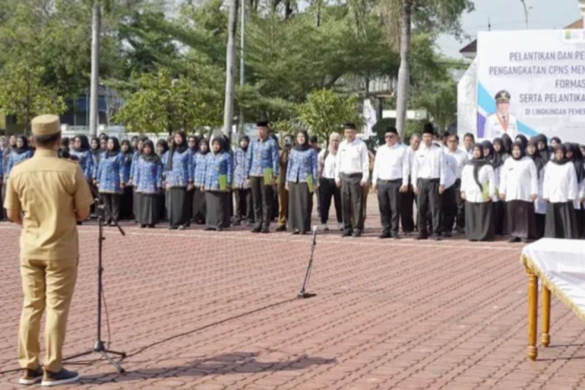 Bupati Karawang ingatkan ASN berperilaku baik