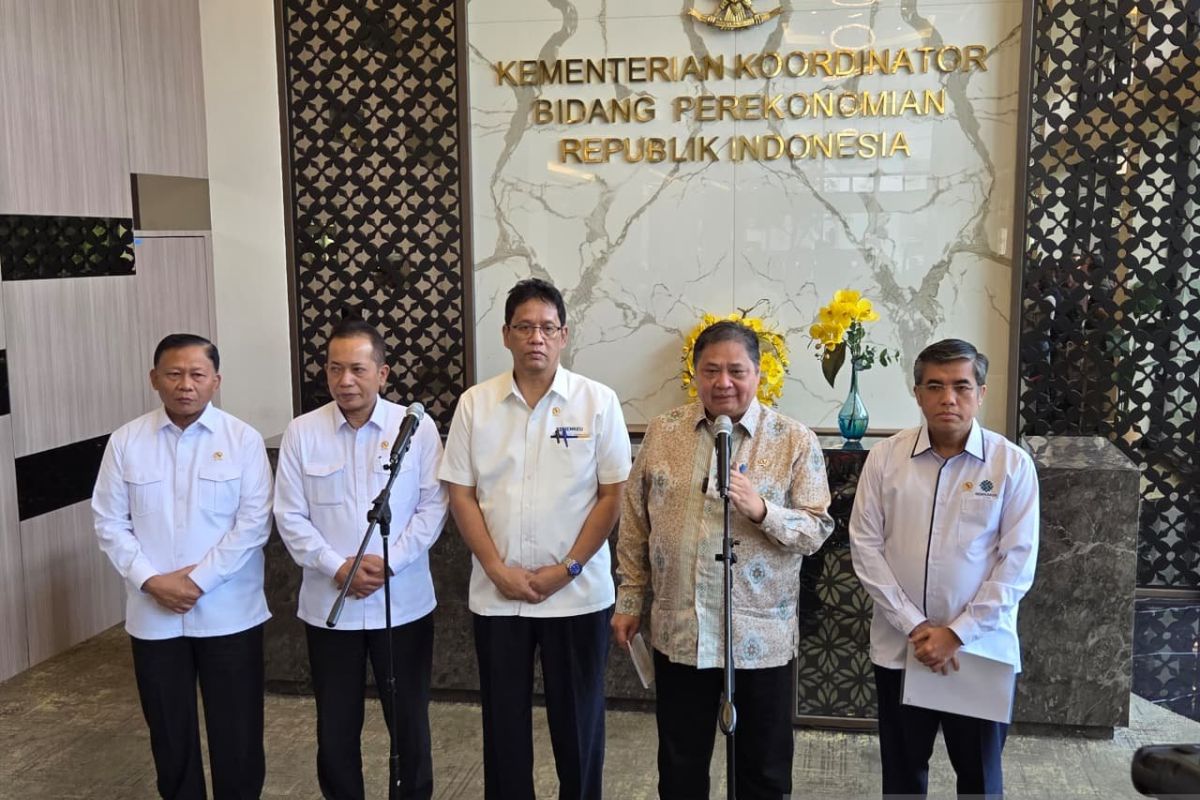 RI government to distribute rice plus cooking oil in Oct-Nov food aid