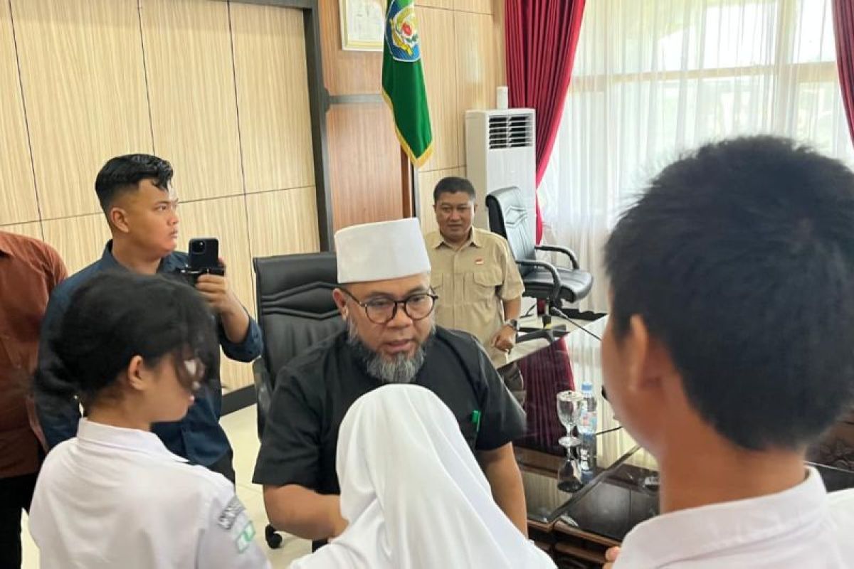 Gubernur Bengkulu pastikan hak pendidikan siswa SMAN 5 berpolemik SPMB