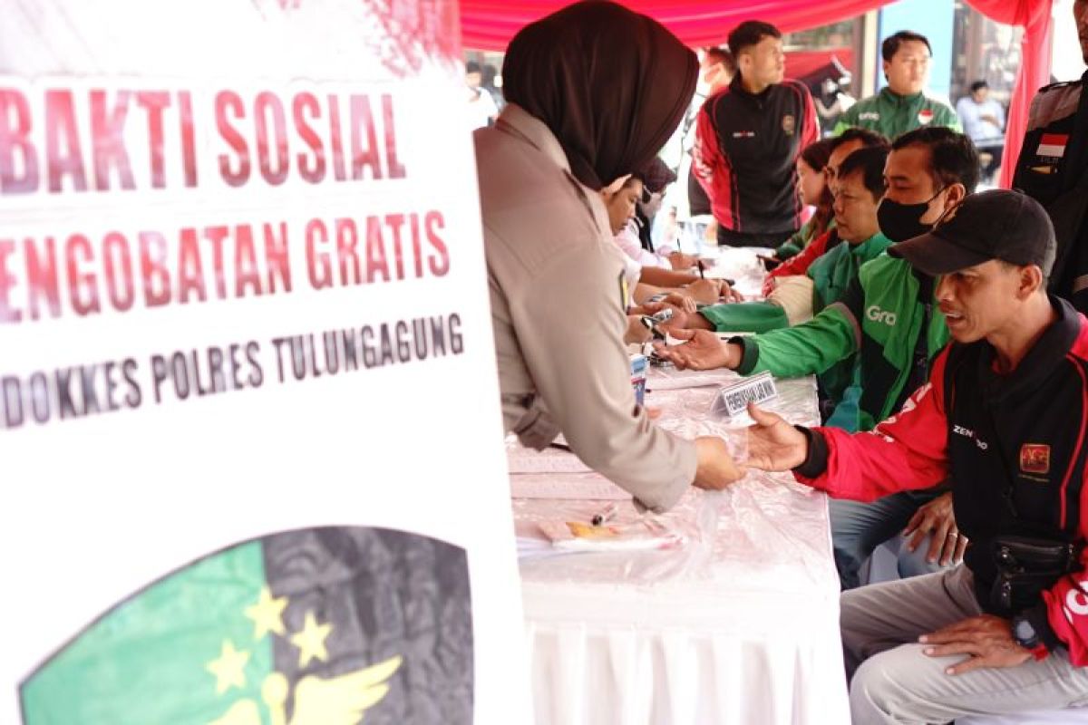 Polres Tulungagung gelar bakti sosial pemeriksaan kesehatan gratis bagi ojol