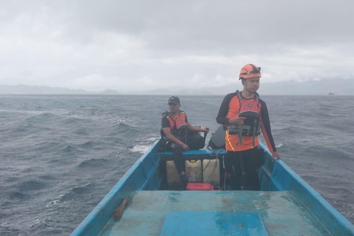 SAR Ternate cari nelayan asal Halsel yang terjatuh dan hilang saat melaut