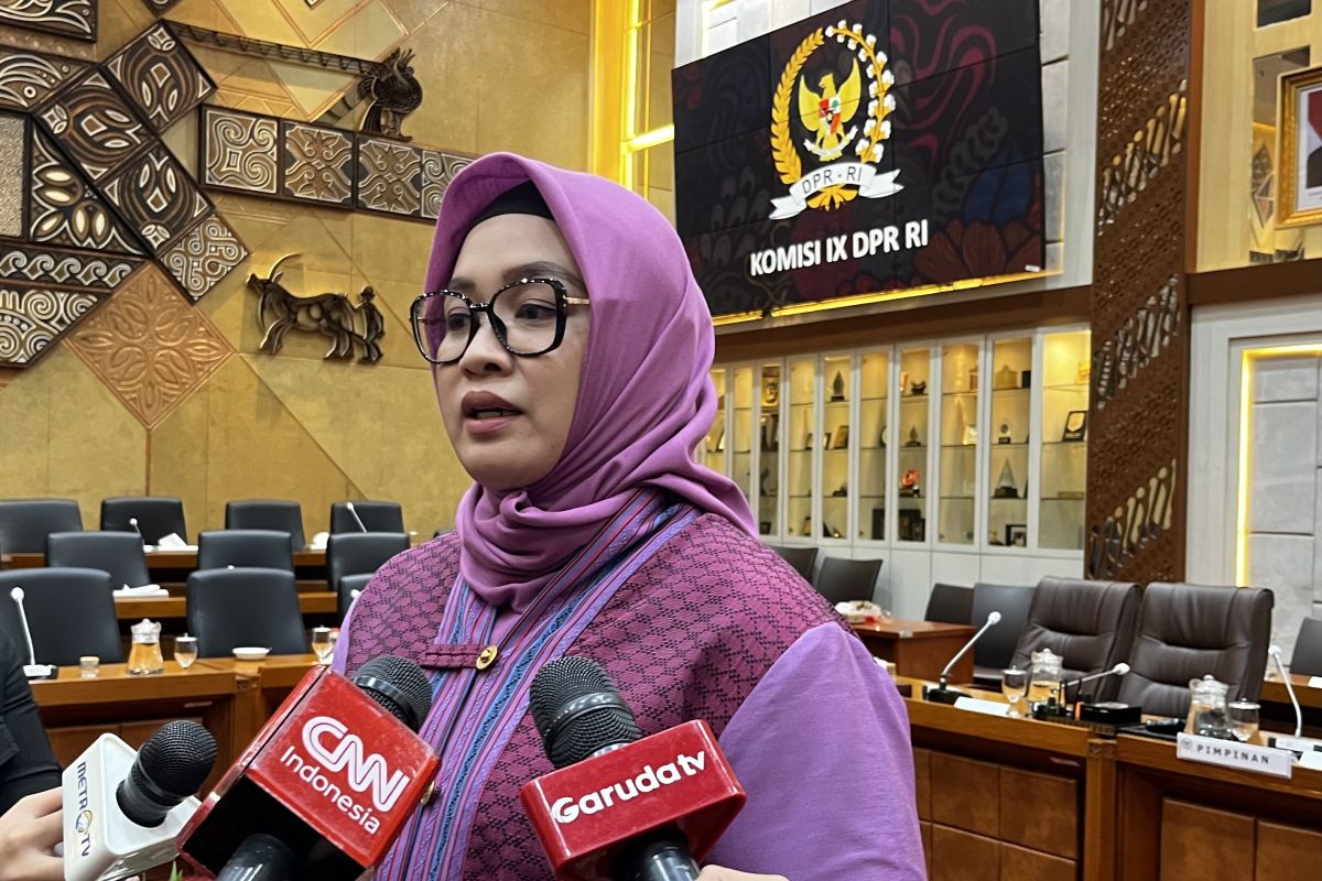 Draft law on manpower prioritized for deliberations, DPR says