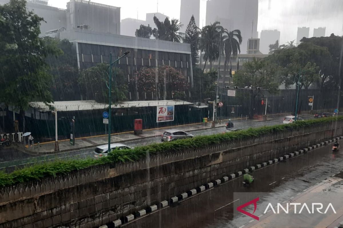 Sebagian Jakarta diperkirakan hujan pada Rabu siang hingga malam