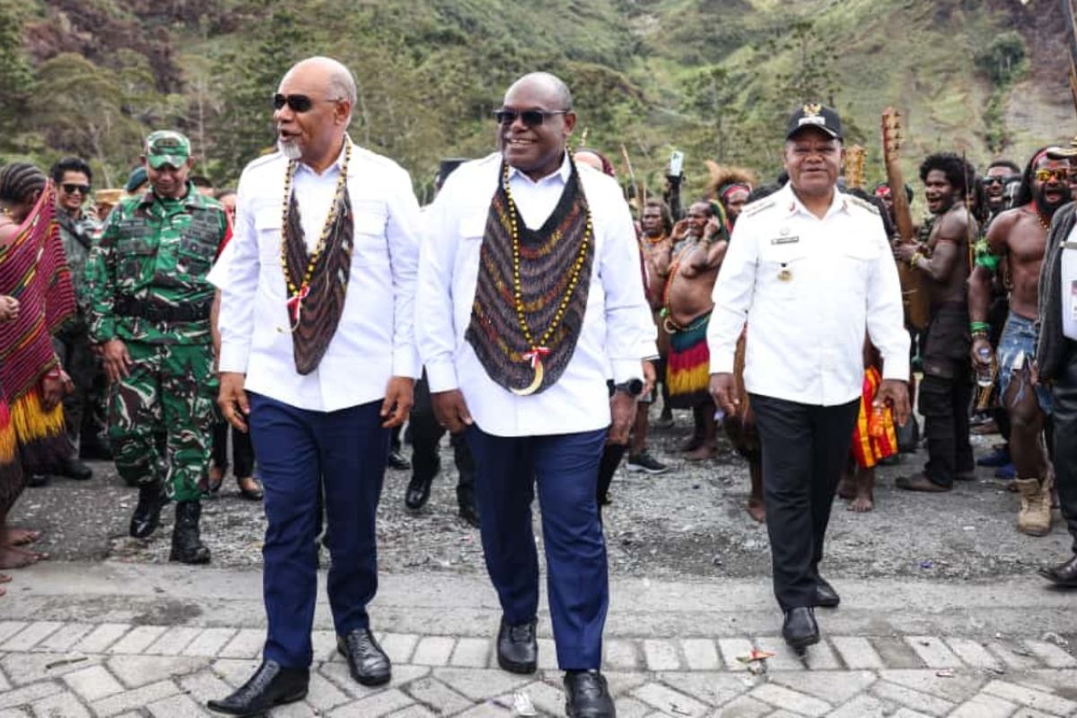 Fritz maju ke perempat final Japan Open