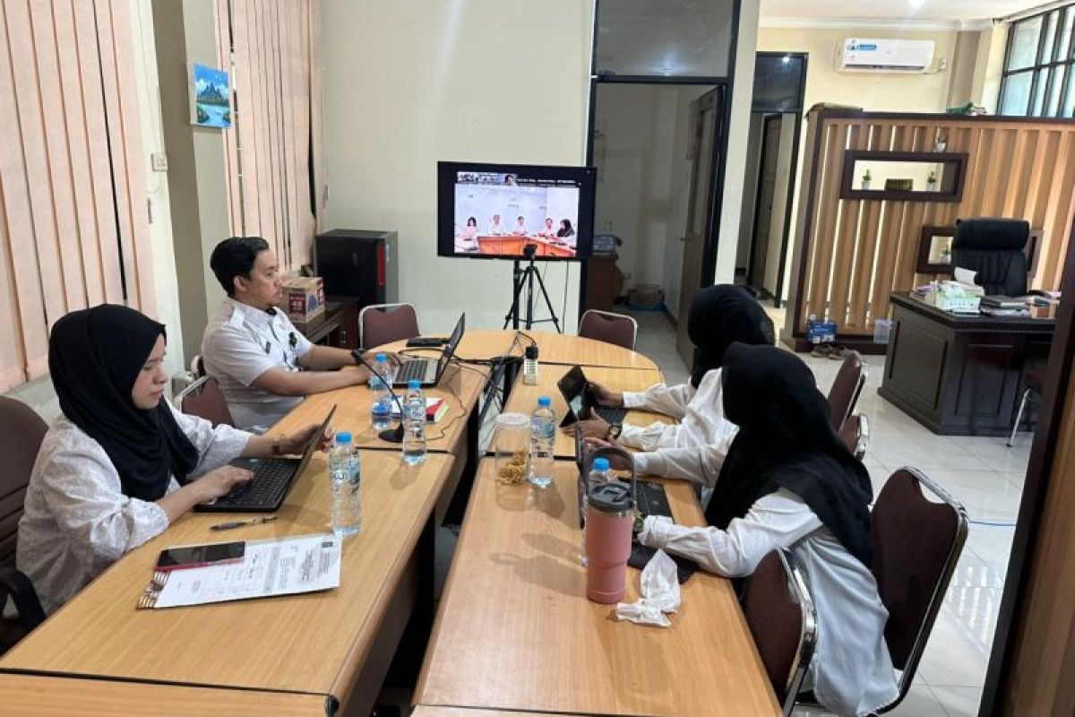 Kanwil Kemenkum Kalbar harmonisasi Raperbup Kayong Utara tentang retribusi layanan air bersih