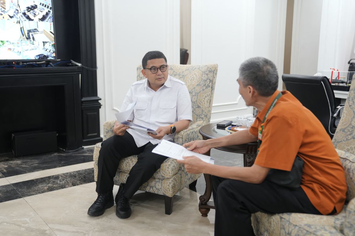 Pemkot Makassar buka peluang bagi warga prasejahtera ke sekolah unggulan