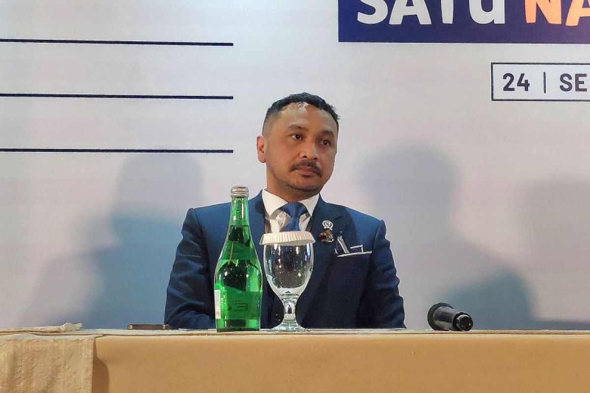 Wamenbud mengajak pelaku industri musik hadapi ancaman streaming palsu