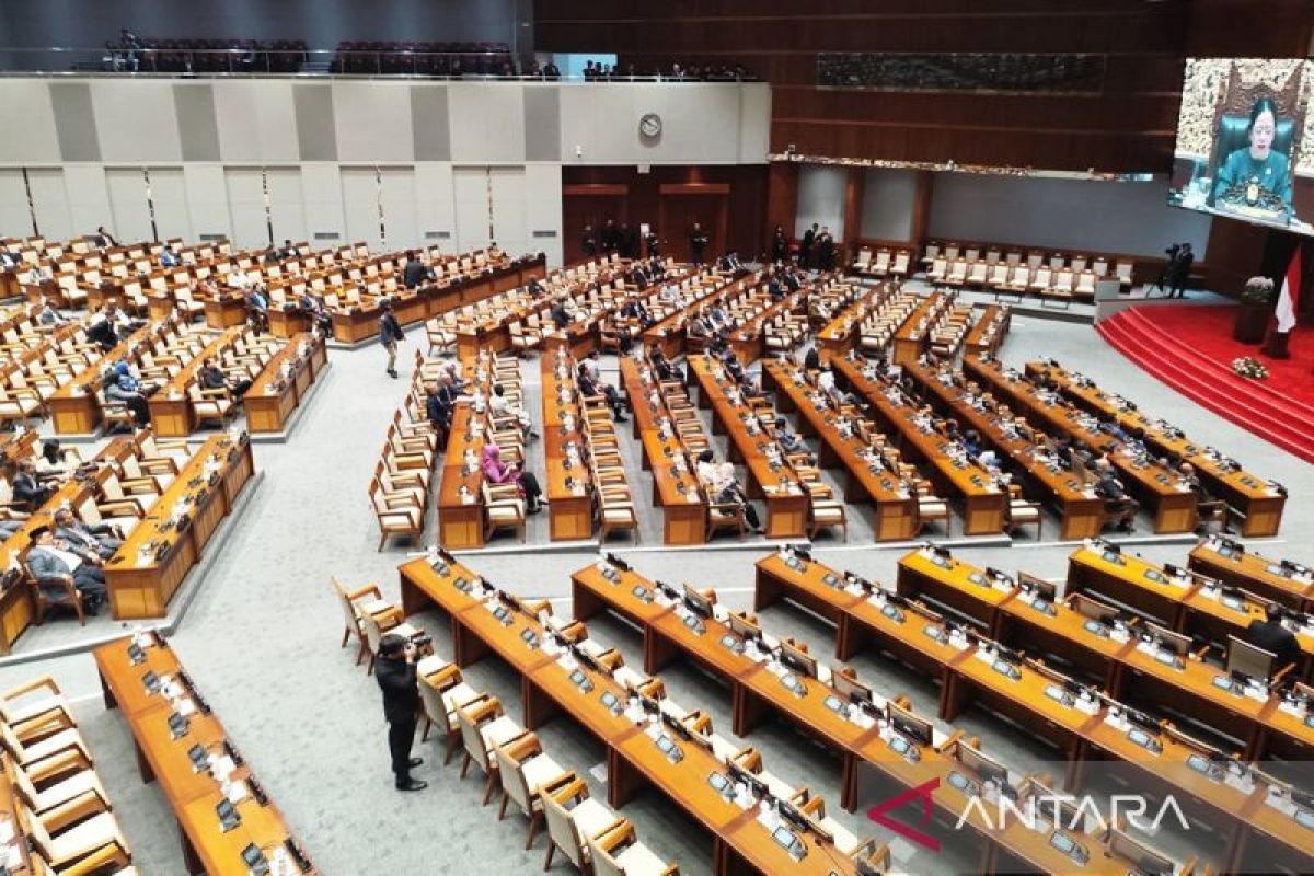 Ini syarat-syarat untuk duduk jadi anggota DPR RI