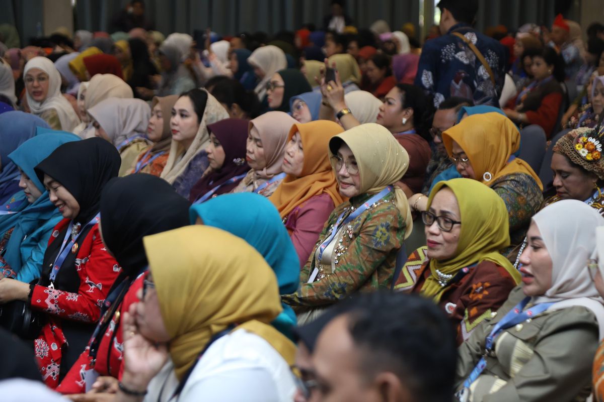 Dekranasda Pontianak dorong perajin siap tembus pasar global