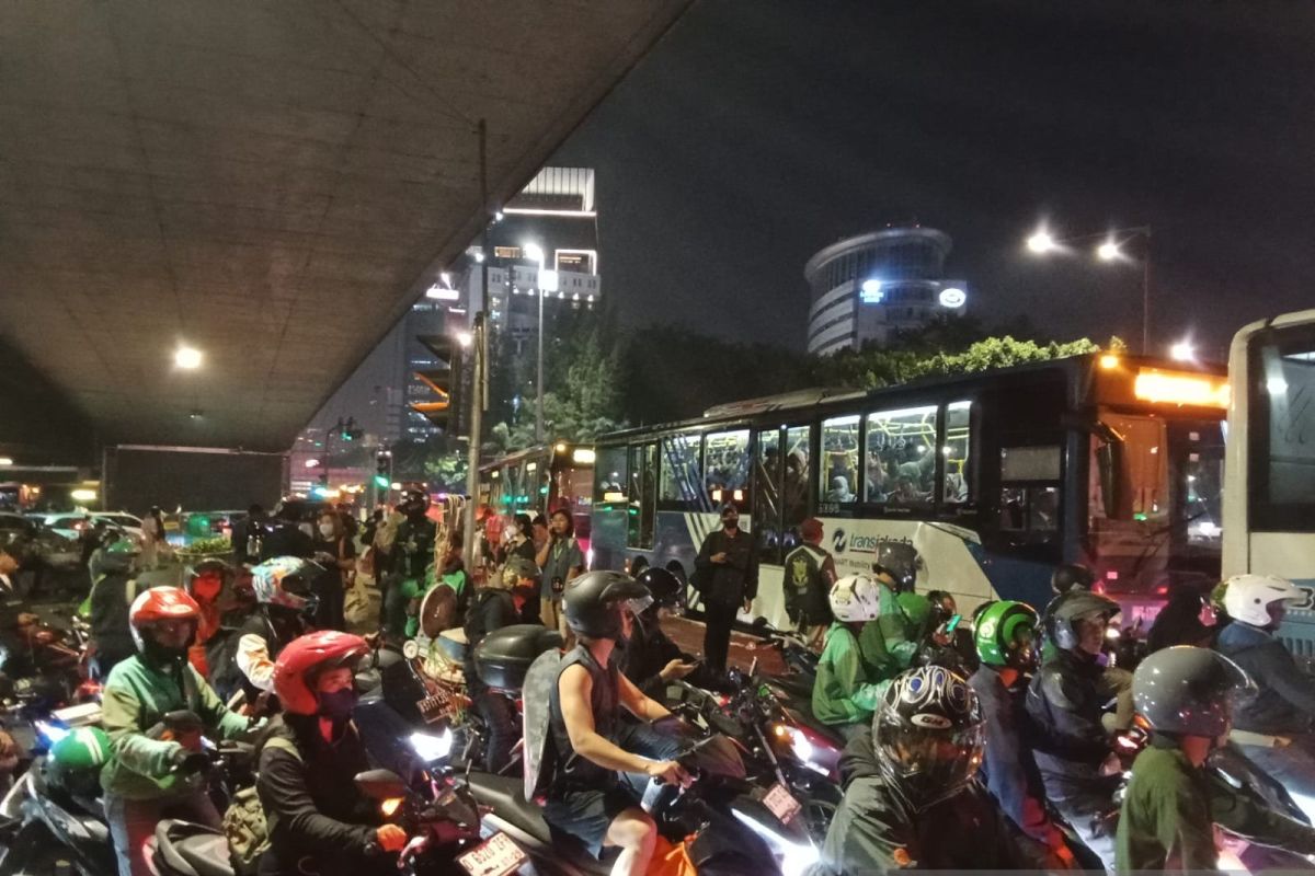 Pemotor butuhkan 1,5 jam tempuh Cideng-Petamburan