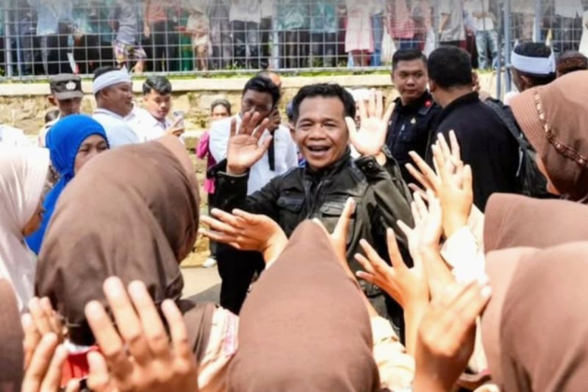 Purwakarta gulirkan program Satu Desa Satu Sarjana upaya tekan kemiskinan