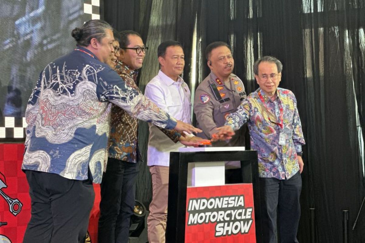 Buka IMOS, Wamenperin harap kontribusi positif di industri otomotif
