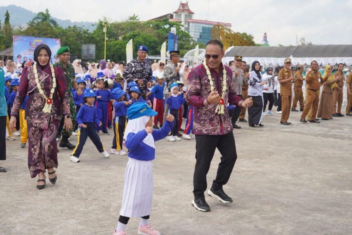 Kotabaru makes Children's Day a moment to build character-based generation