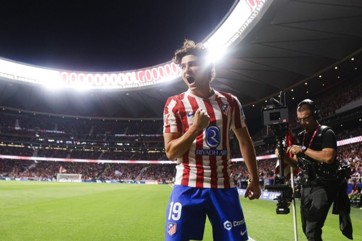 Hat-trick Julian Alvarez bawa Atletico bekuk Rayo 3-2