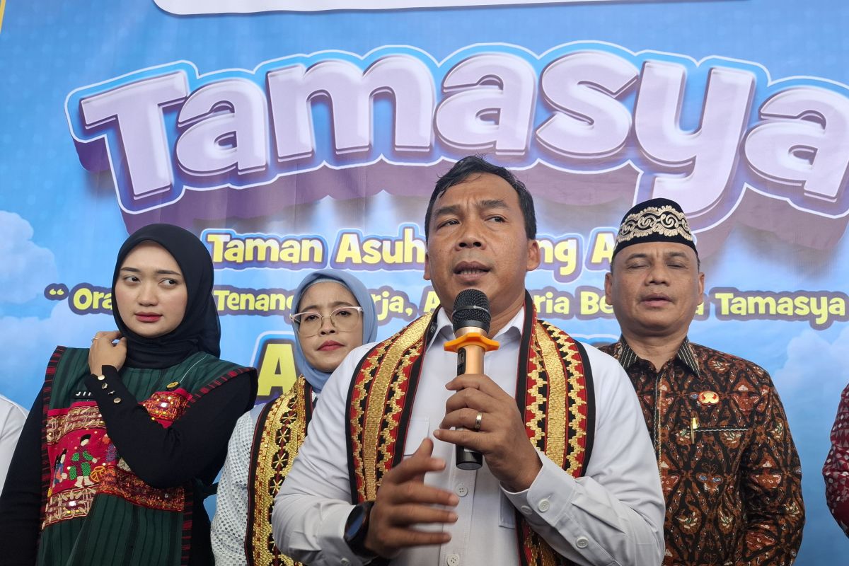 Indonesia opens 3,143 childcare centers to assist working parents
