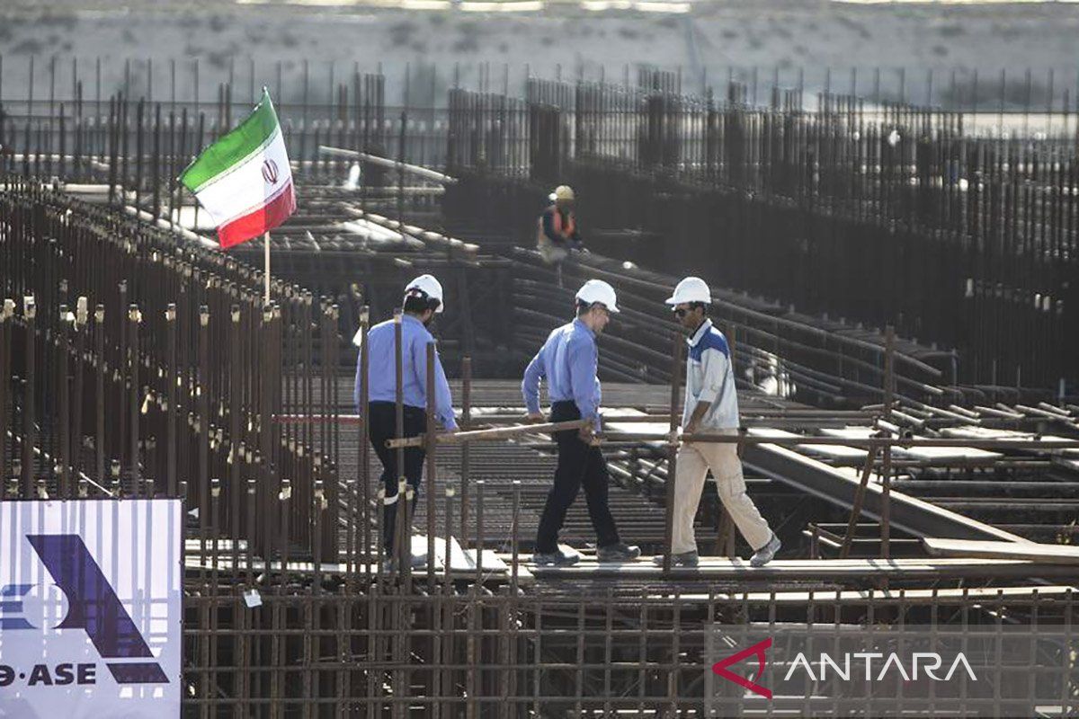 Iran, Rusia teken MoU pembangunan PLTN kecil