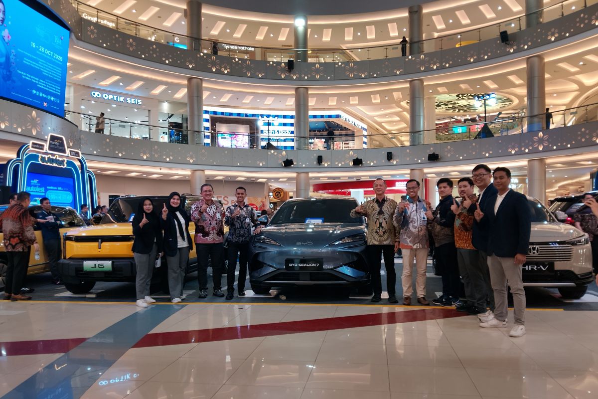 Market share mobil listrik capai 12 persen