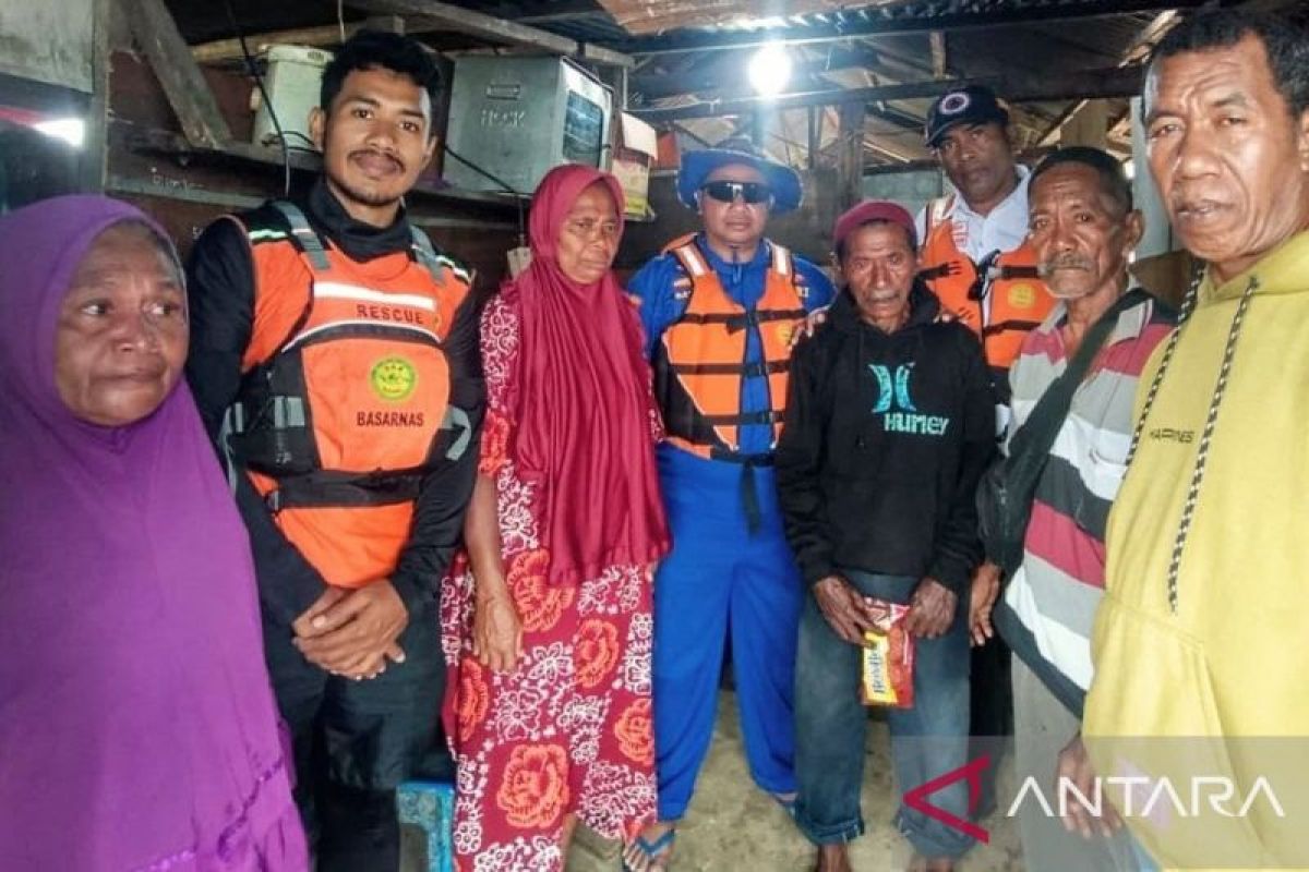 Tim SAR  gabungan evakuasi nelayan hilang kontak di Maluku Tenggara