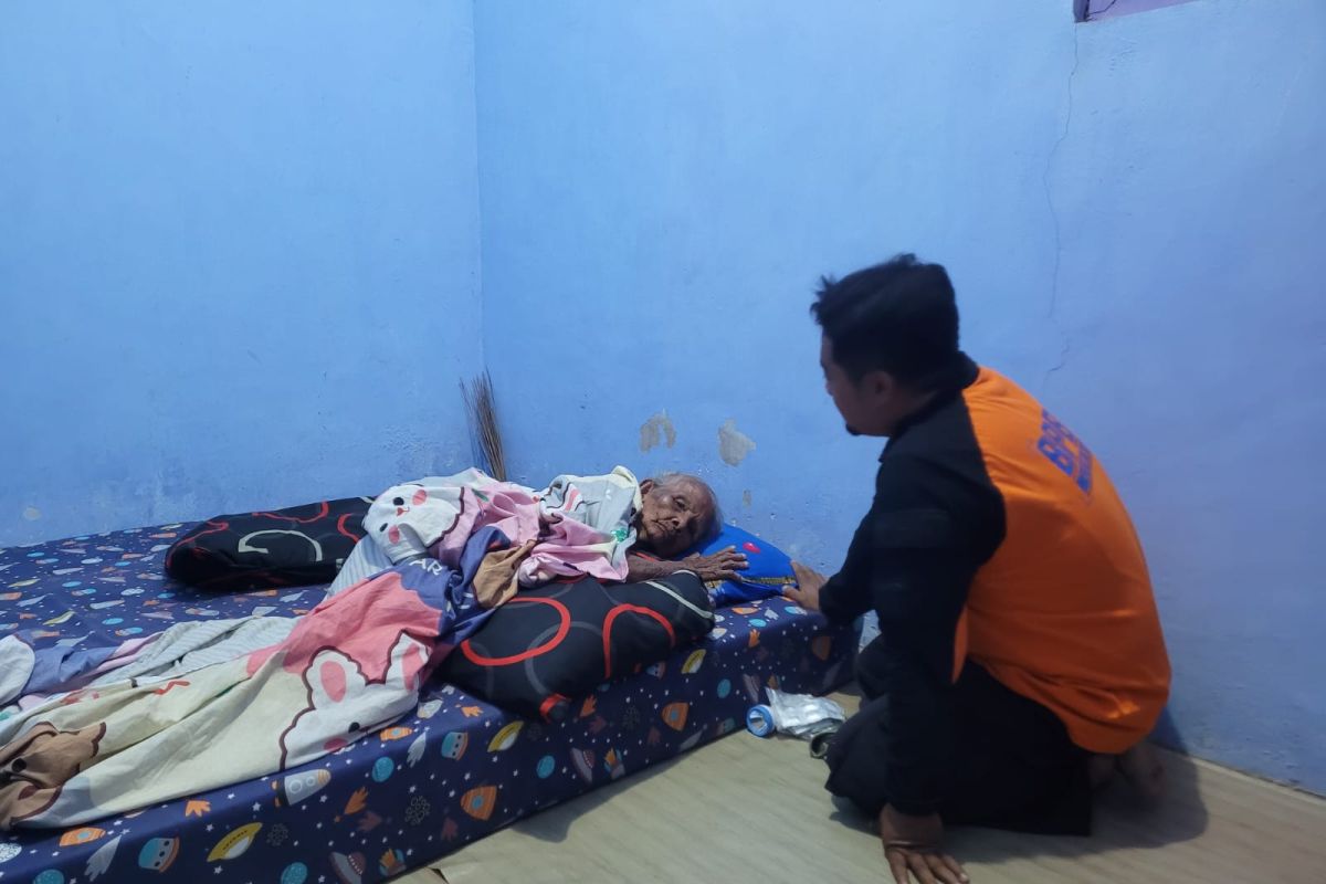 BPBD Jember distribusikan bantuan untuk korban gempa yang terluka