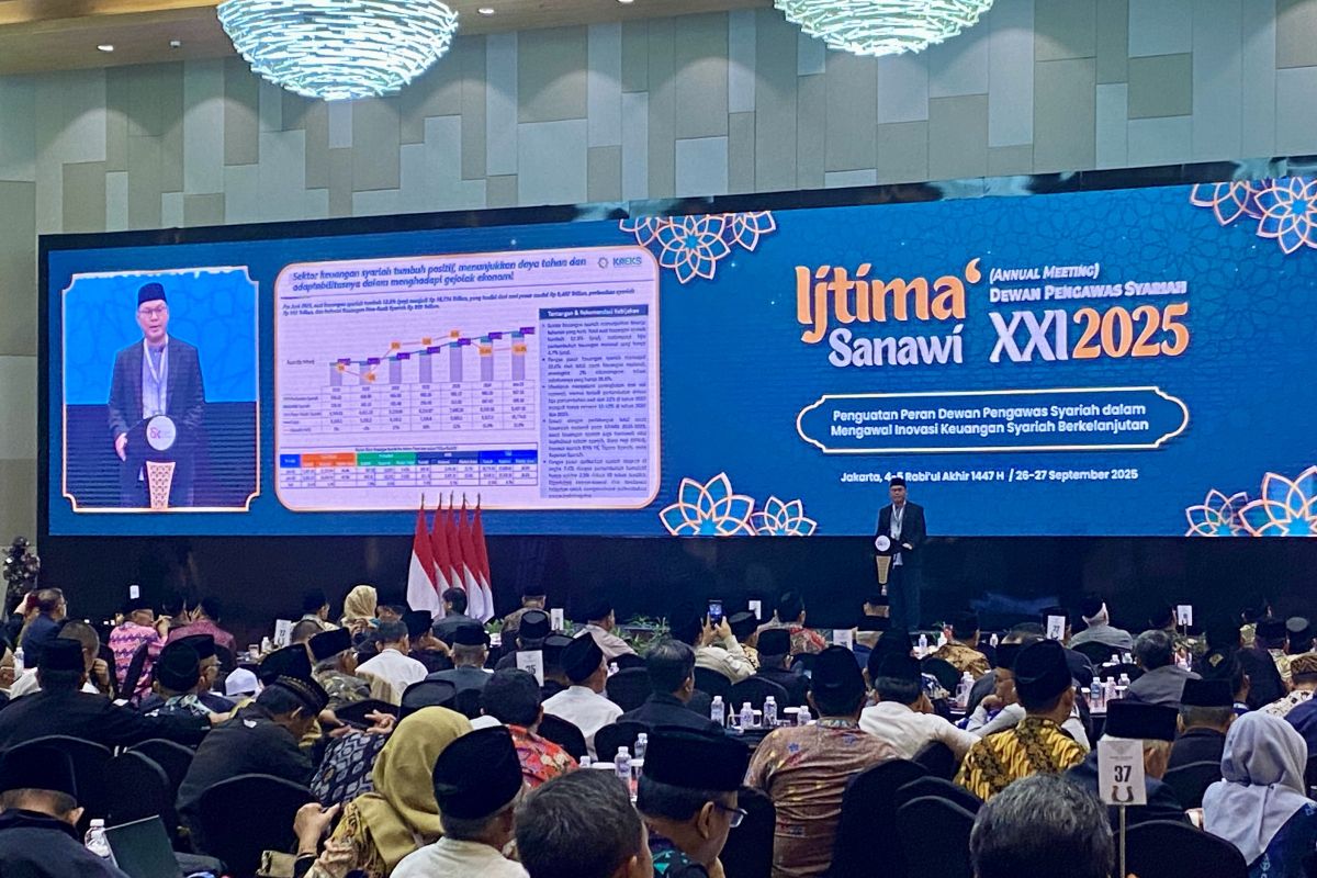 KNEKS dorong optimalisasi peran industri keuangan syariah untuk SBSN