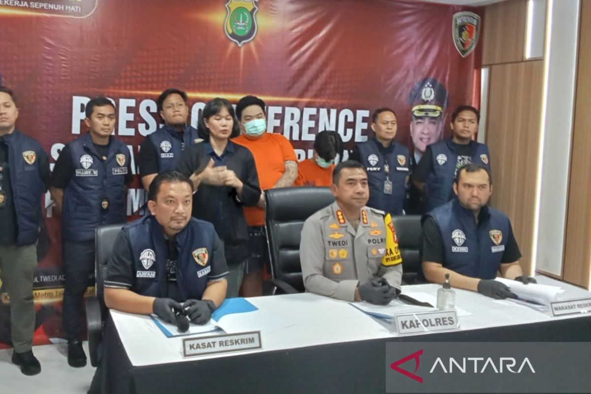 Belajar coding usai lulus SMA, 2 pria di Jakbar nekat operasikan judol