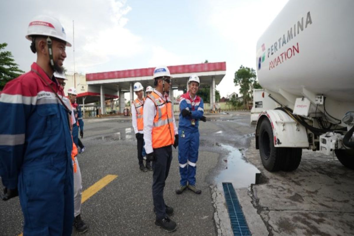 Pertamina tinjau kesiapan distribusi avtur di Bandara Syamsudin Noor