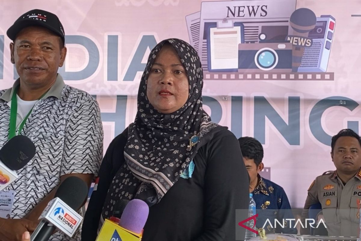Peran wanita tanam mangrove di Inhil, pulihkan pesisir dan ekonomi keluarga