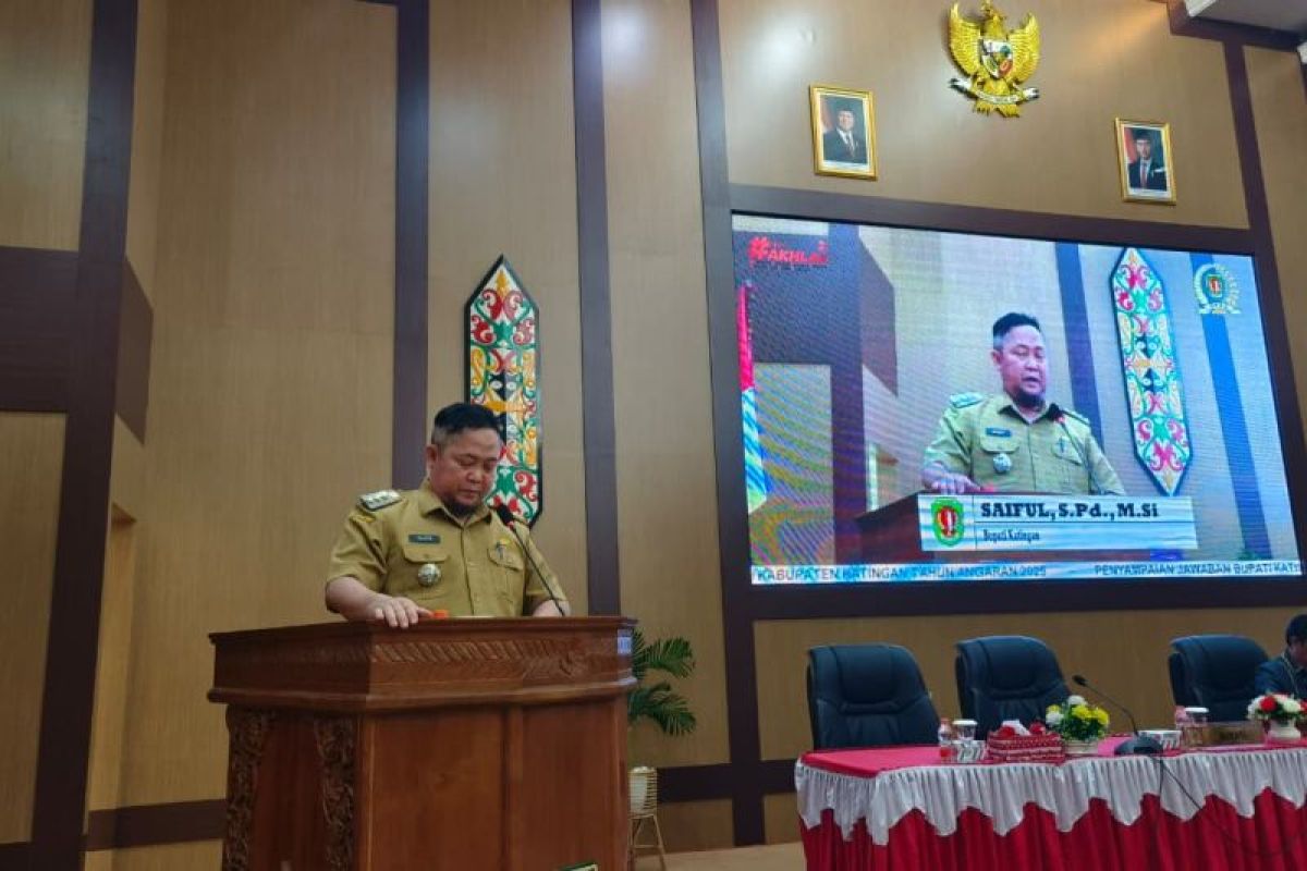 Bupati Katingan jawab pandangan Fraksi DPRD soal APBD Perubahan 2025