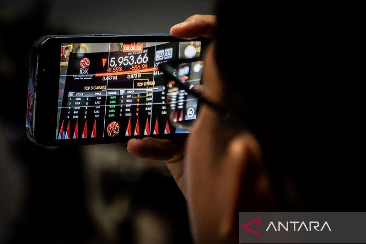 Pasar cermati arah kebijakan moneter BI, IHSG diprediksi menguat