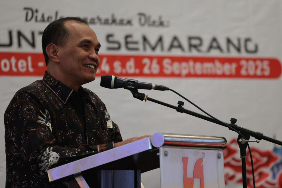 Ketua DPRD Jateng ajak anggota profesional dan berintegritas dalam lakukan tugas