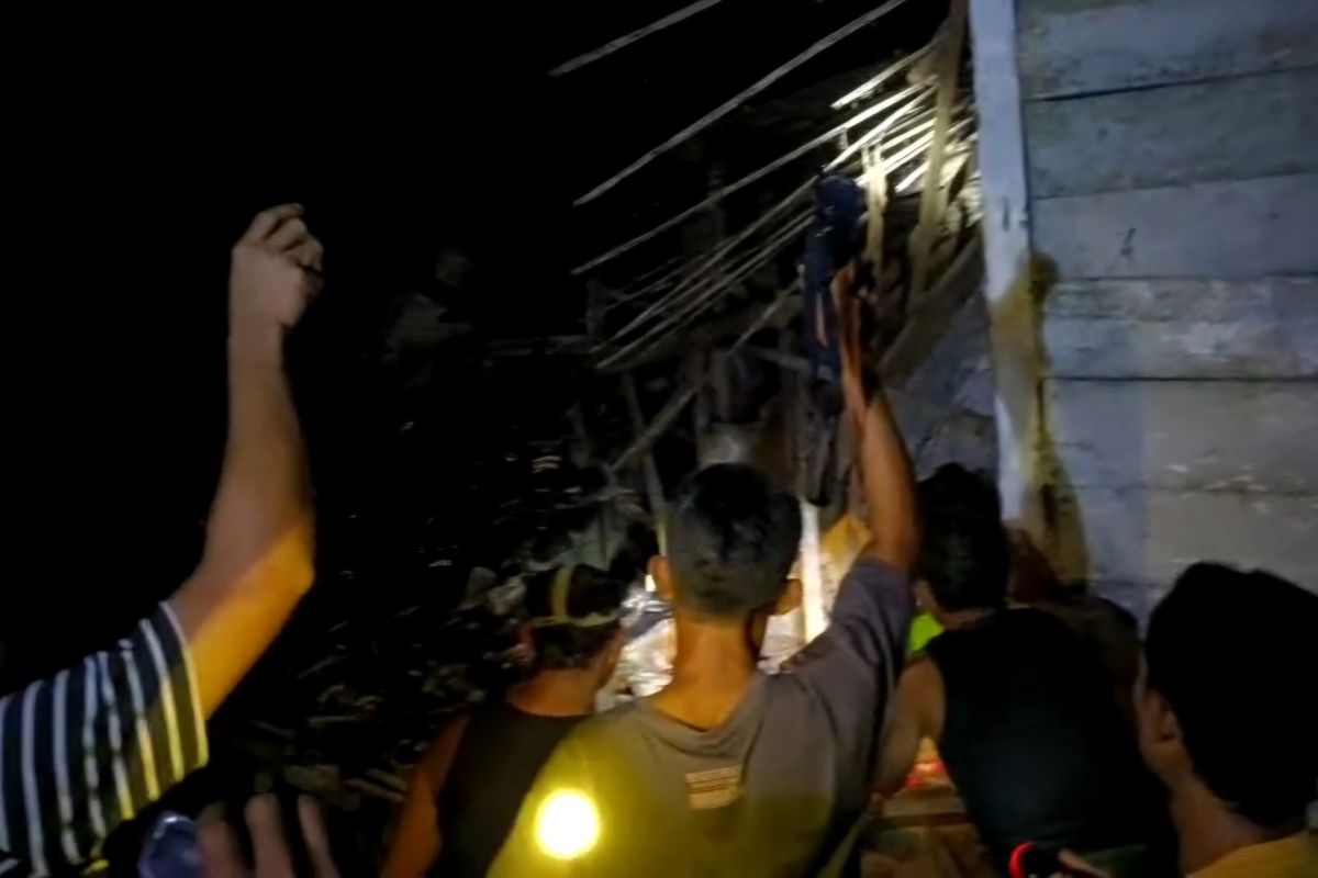 11 rumah rusak akibat gempa Tanggamus