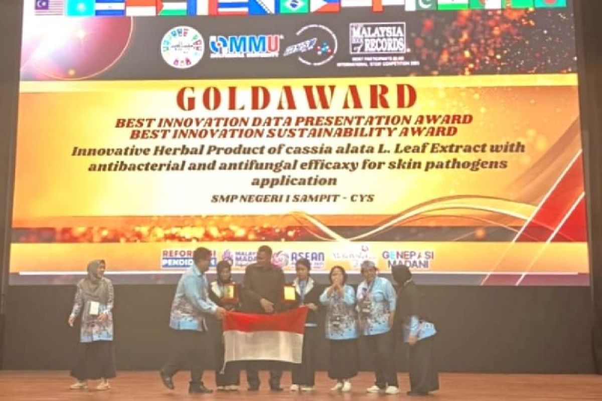 Pelajar SMPN 1 Sampit harumkan nama Indonesia raih dua penghargaan internasional