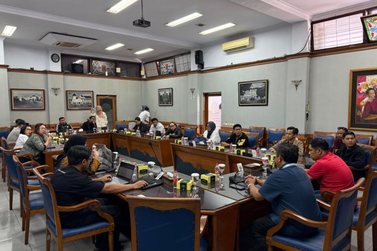 SKK Migas Kalsul, JOB Simenggaris dan Insan Media Kaltara Sambangi Redaksi Pikiran Rakyat Bandung