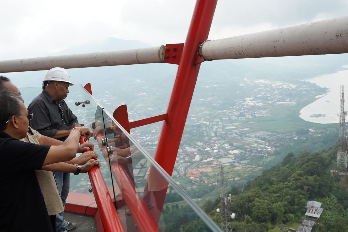 Gubernur Bali cek pembangunan menara Turyapada tahap kedua