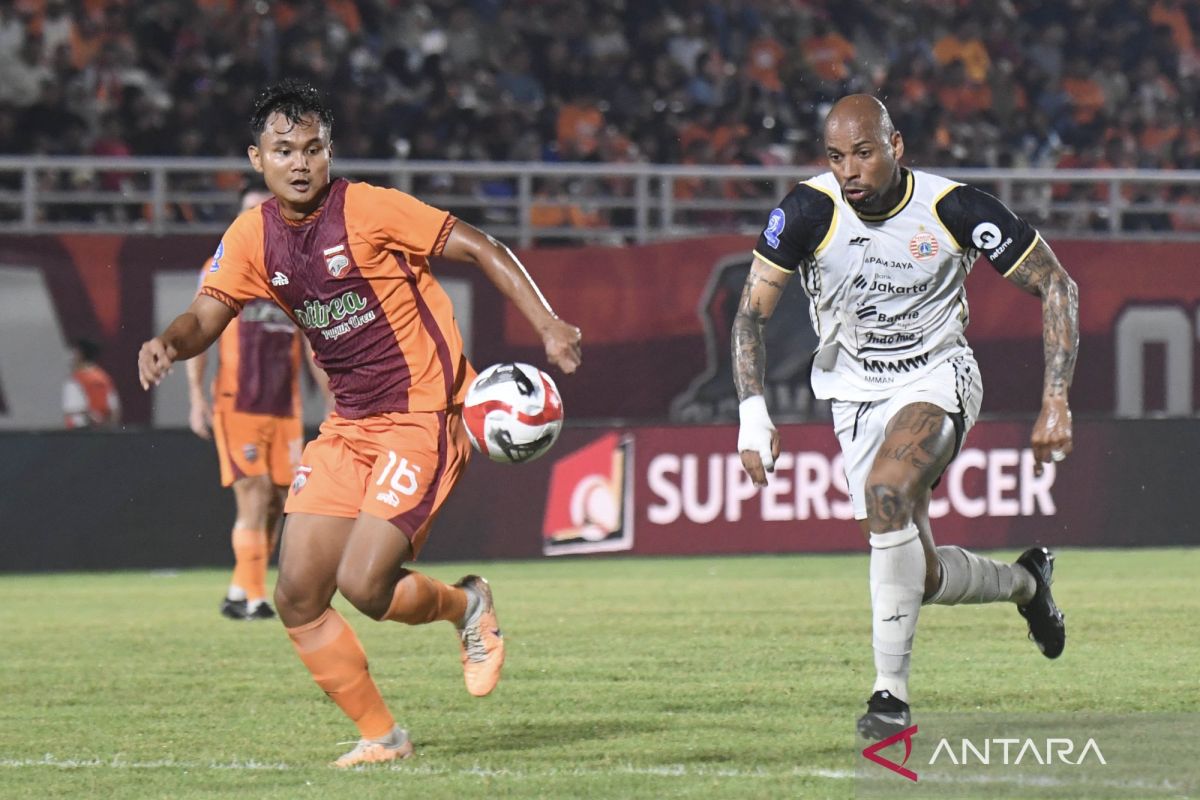 Borneo FC sempurna puncaki klasemen , bungkam Persija 3-1