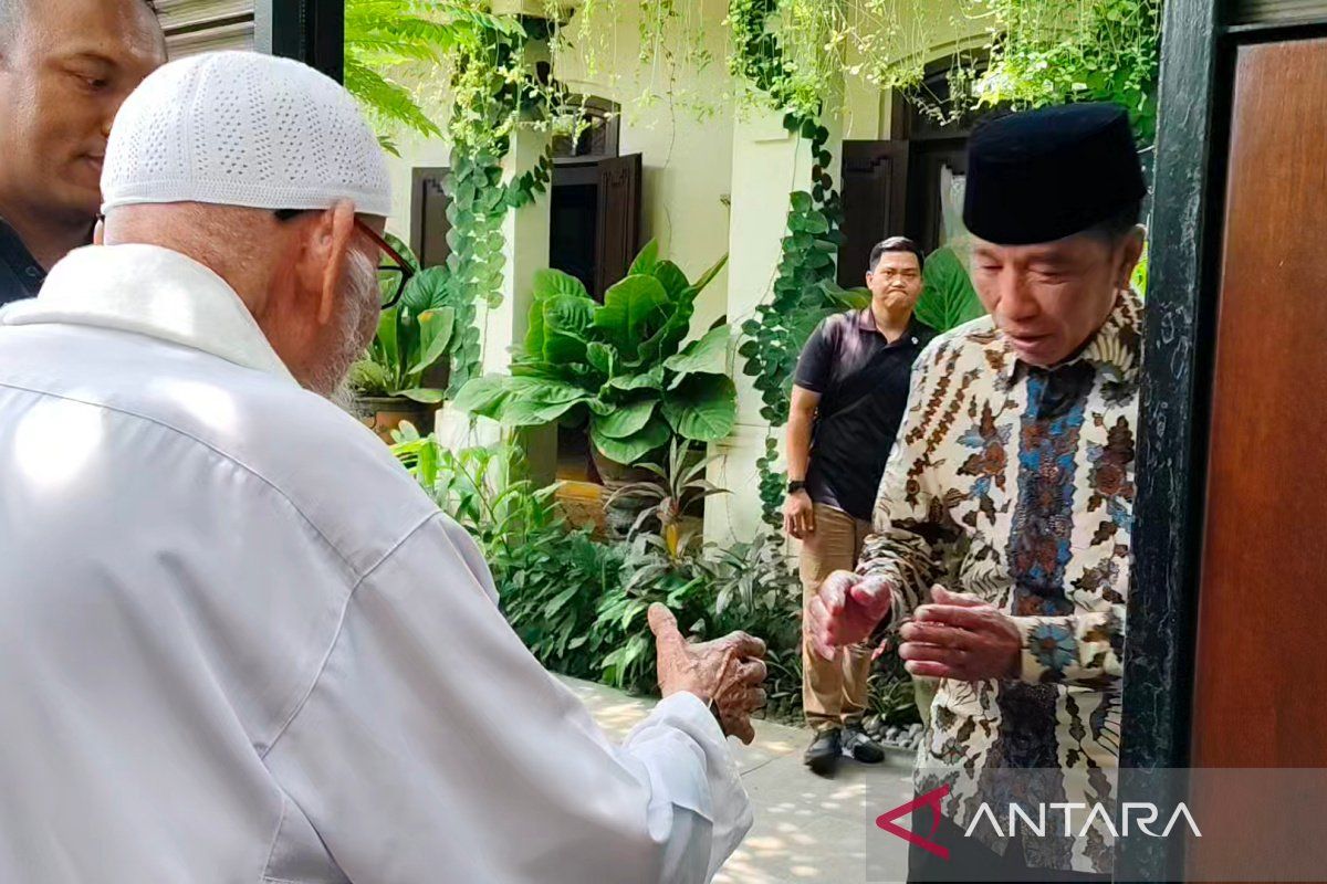 Abu Bakar Baasyir datangi Jokowi beri pesan soal hukum Islam
